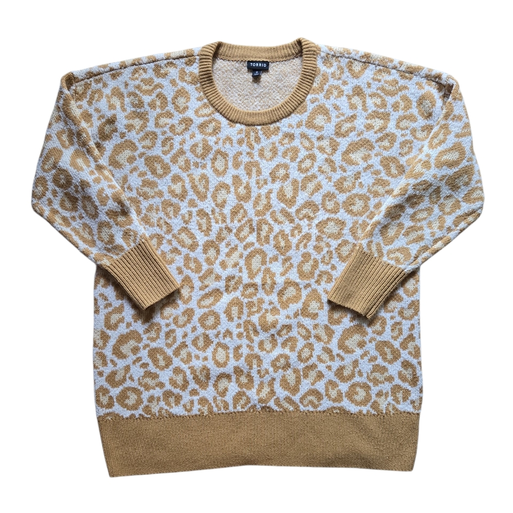 Torrid Beige and White Leopard Print Sweater ~ Size 12‎